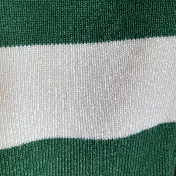 **SOLD** Zara Green and White Crop Sweater / Top - Picture 7 of 9